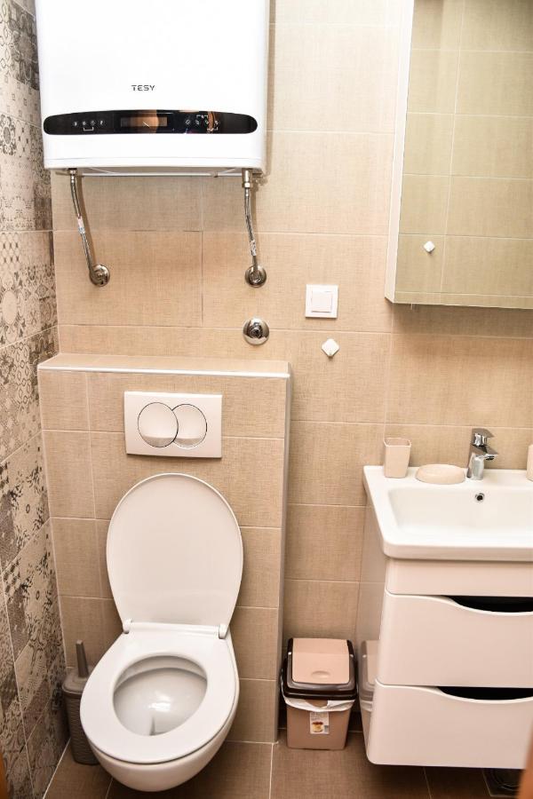 Apartments Sisevic بودفا المظهر الخارجي الصورة