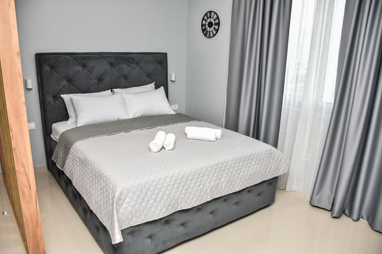 Apartments Sisevic بودفا المظهر الخارجي الصورة