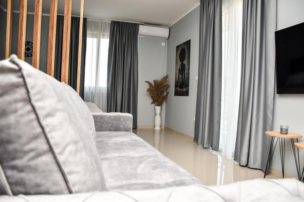 Apartments Sisevic بودفا المظهر الخارجي الصورة