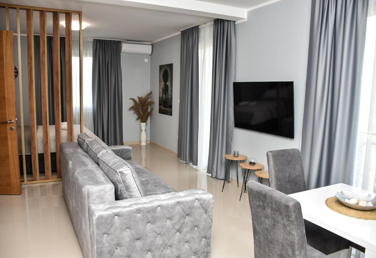 Apartments Sisevic بودفا المظهر الخارجي الصورة