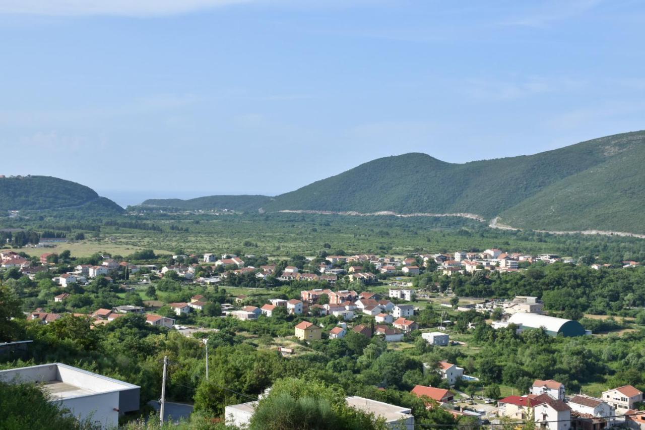 Apartments Sisevic بودفا المظهر الخارجي الصورة