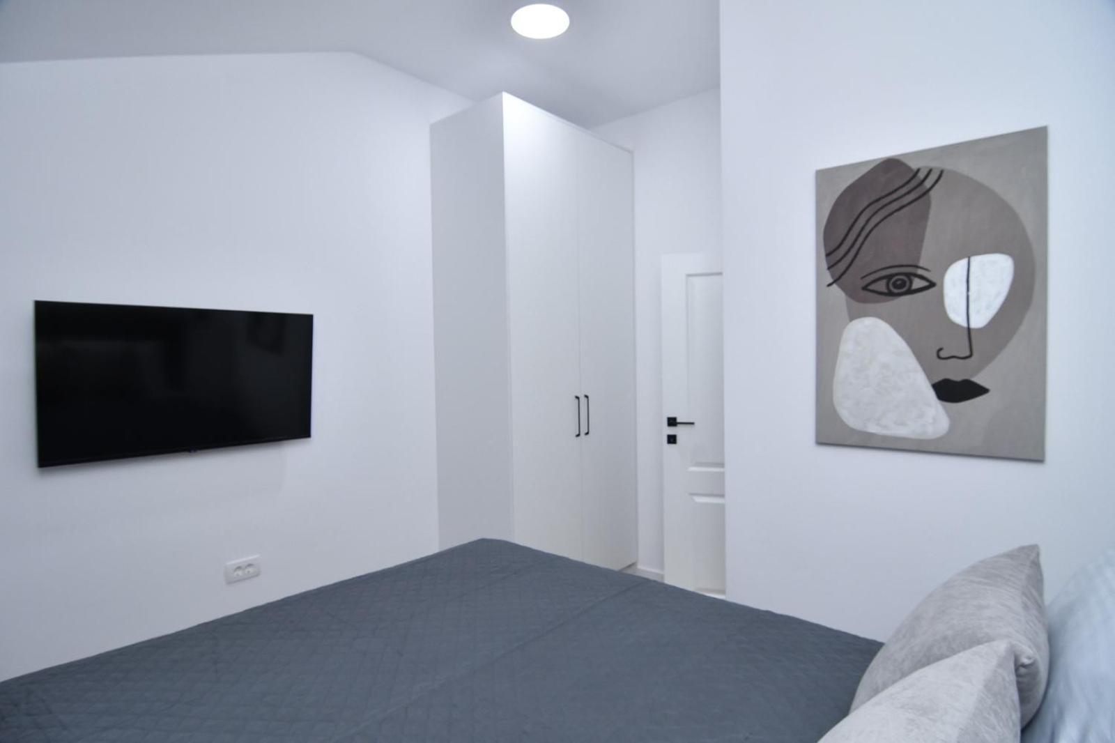 Apartments Sisevic بودفا المظهر الخارجي الصورة